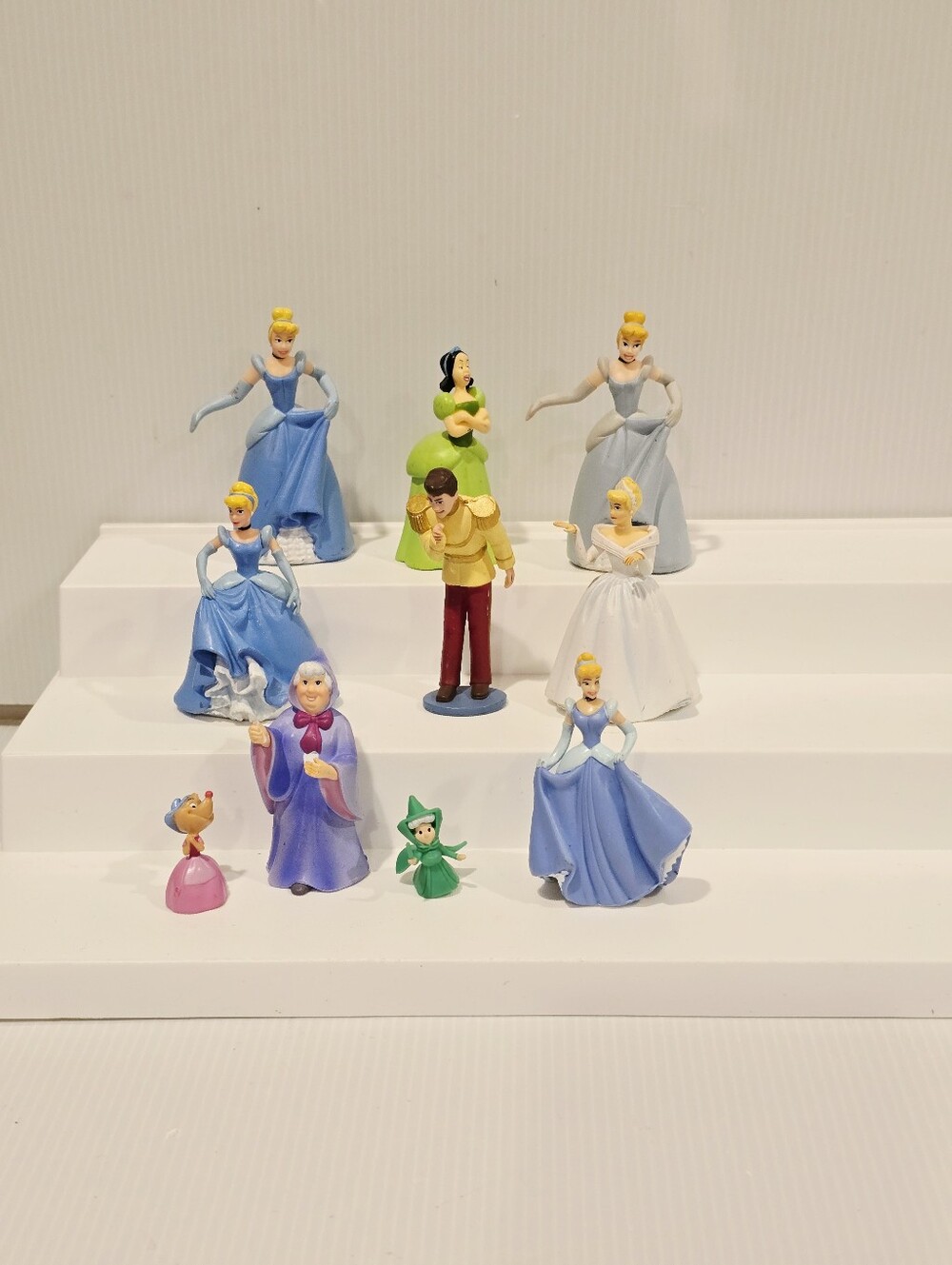 Disney Princess Cinderella Figurine Set